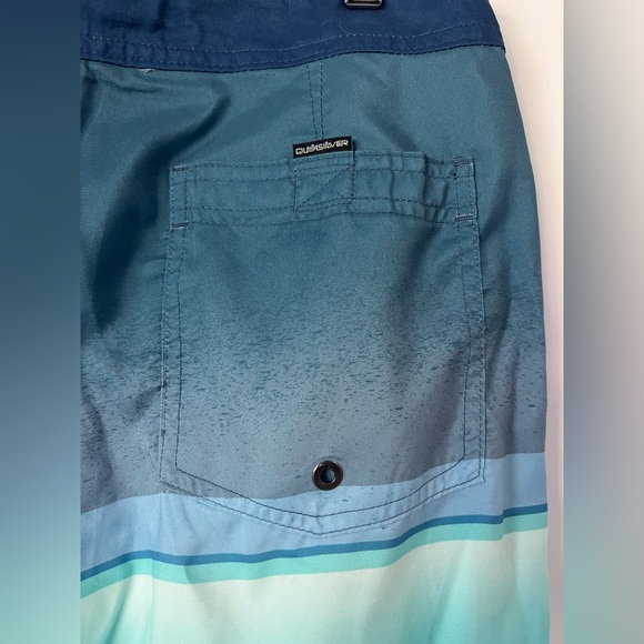 Quiksilver Boys' Boardshorts with UPF 50+ Sun Protection, Quick Dry Swim Shorts - Picture 4 of 7